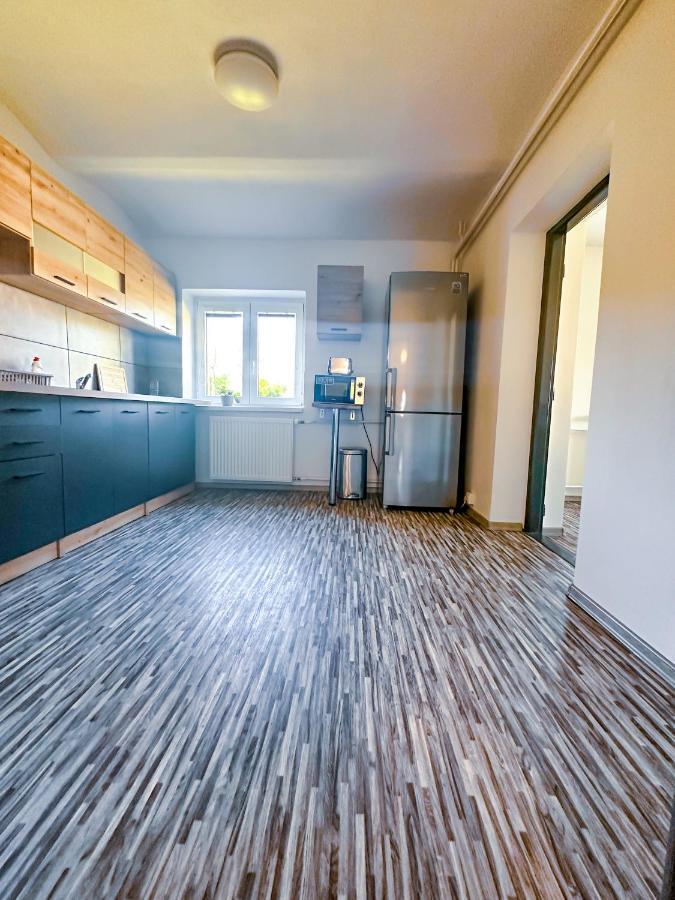 Apartman Vesele Ντέτσιν Εξωτερικό φωτογραφία